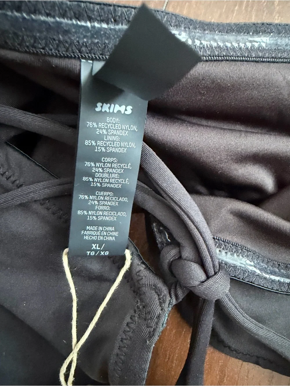 Skims Signature Swim Long Sleeve Bikini top XL black NEW